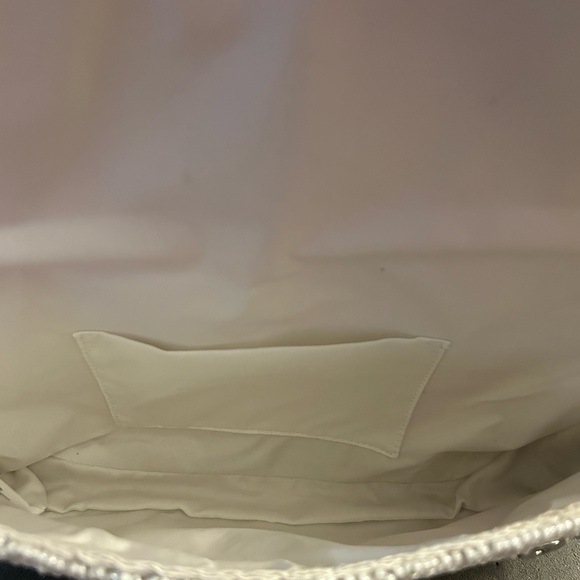 Beaded Plants White and Green Women's Shoulder Bag — NWT! VIRAL! - Picture 4 of 4